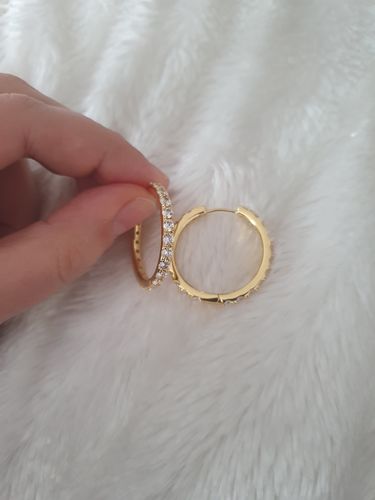 Customer photo review of Pave Huggies 18K Gold Plated - 25mm