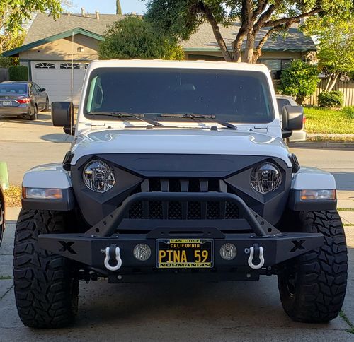 Customer photo review of Demon Grille w/ Mesh - Matte Black for 18-21 Jeep Wrangler JL & Gladiator JT