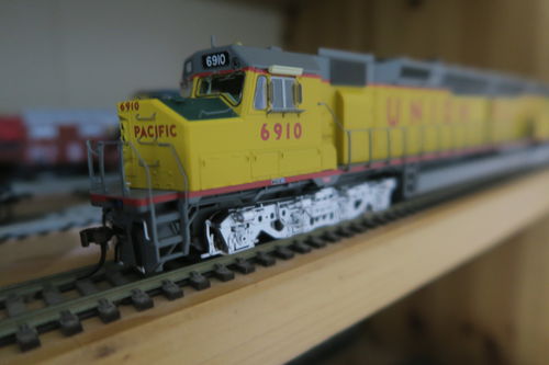 Customer photo review of PREORDER Athearn HO DDA40X w/DCC & Sound, UP #6910