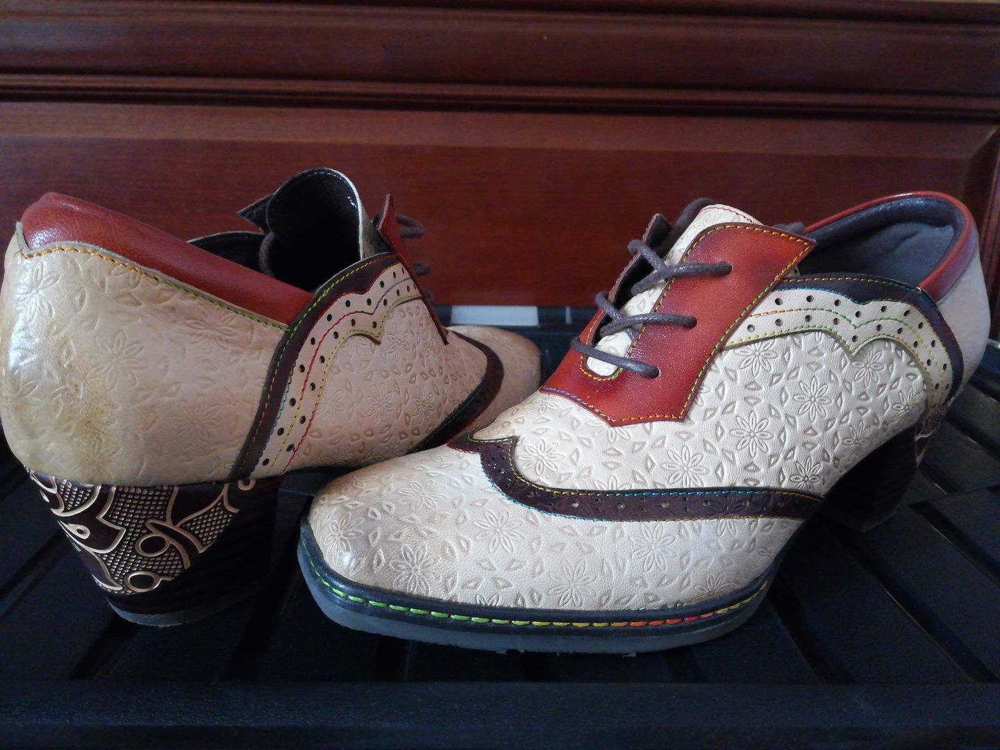Customer photo review of Bohemian Hand-printed Leather Pumps