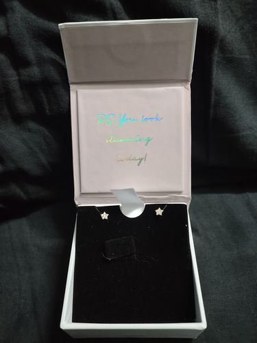 Customer photo review of Anushka Sharma Golden Star Constellation Studs