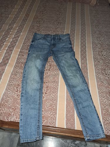 Customer photo review of Stretchable Skinny Jeans (Ice Blue)