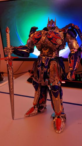 Customer photo review of BMB 4th Party BS-03 BS03 KO UT R02 R-02 Challenger (AOE / TLK Optimus Prime) 28cm / 11"