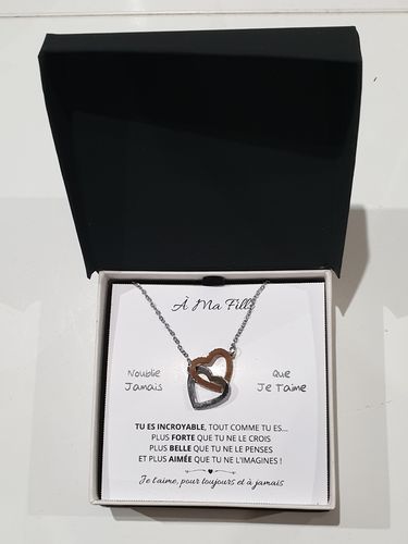 Customer photo review of À Ma Fille - Collier Deux Coeurs