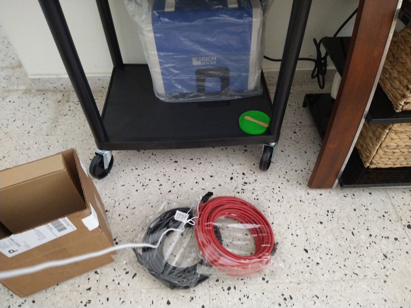 Customer photo review of 10 Gauge 50 Feet Solar Extension Cable