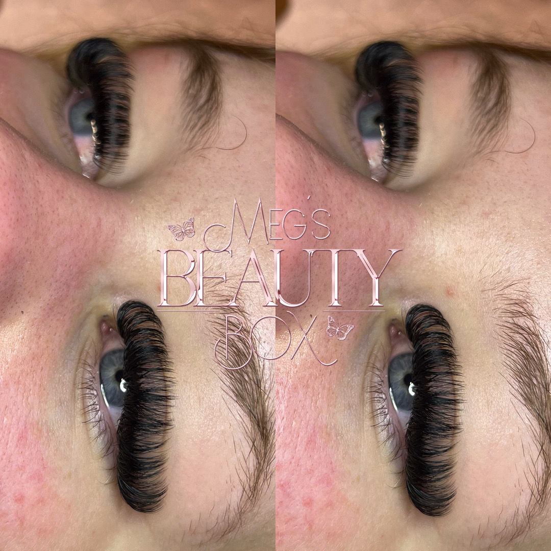 Customer photo review of 0.05 Easy Smart Fan Russian Volume Cashmere Lashes (16 lines)