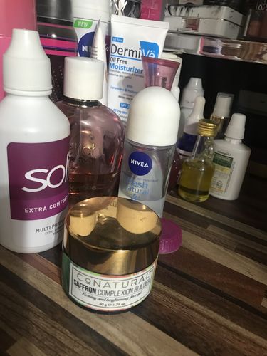 Customer photo review of Saffron Complexion Builder