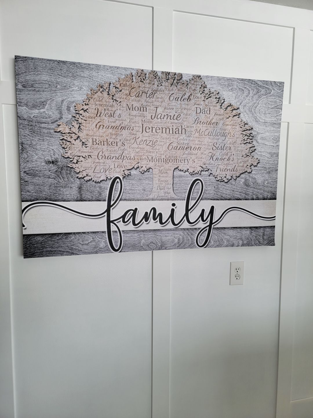 Customer photo review of Personalized Names on Tree "Family" Premium Canvas