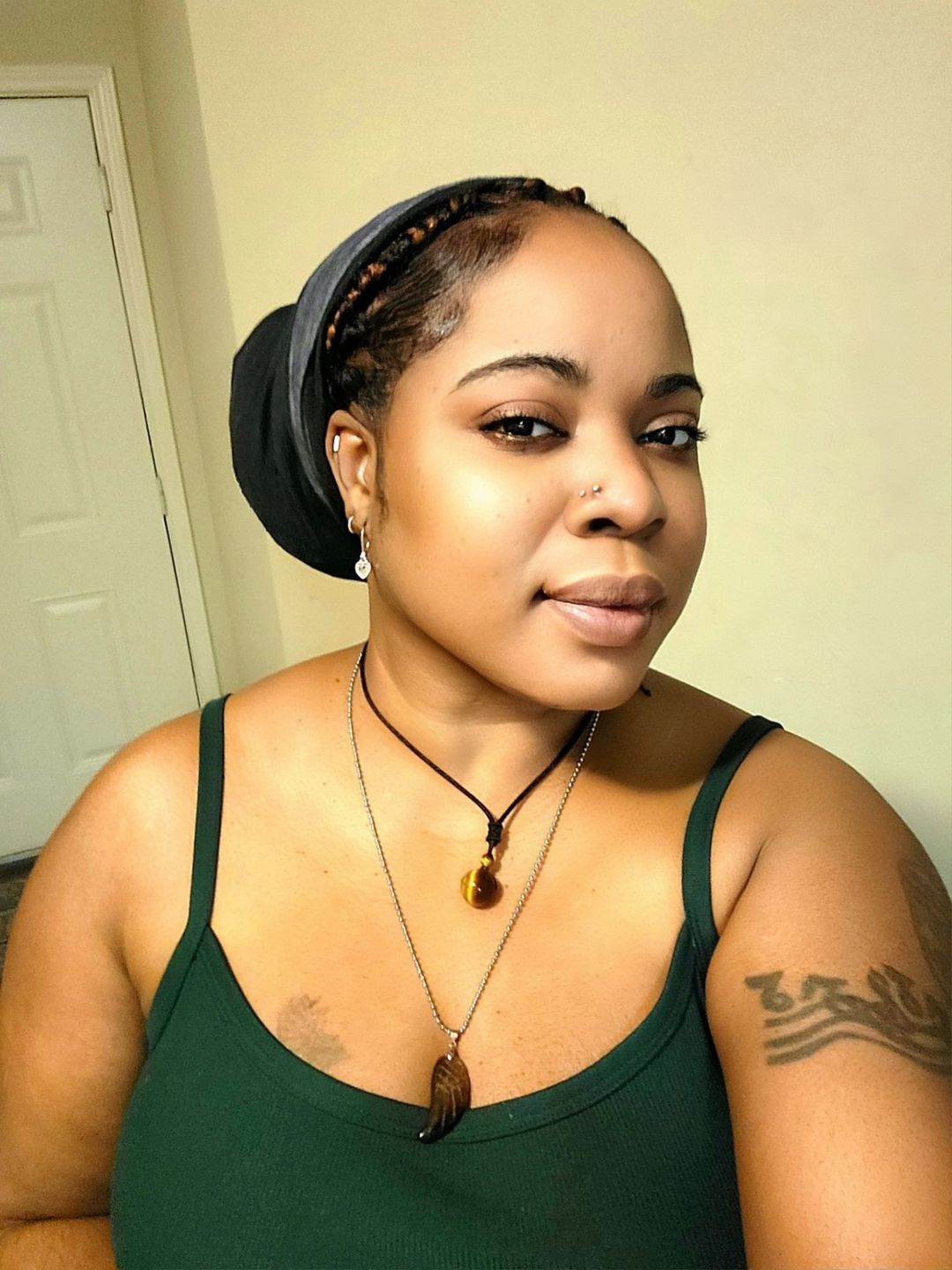 Customer photo review of Tiger's Eye Stone Necklace