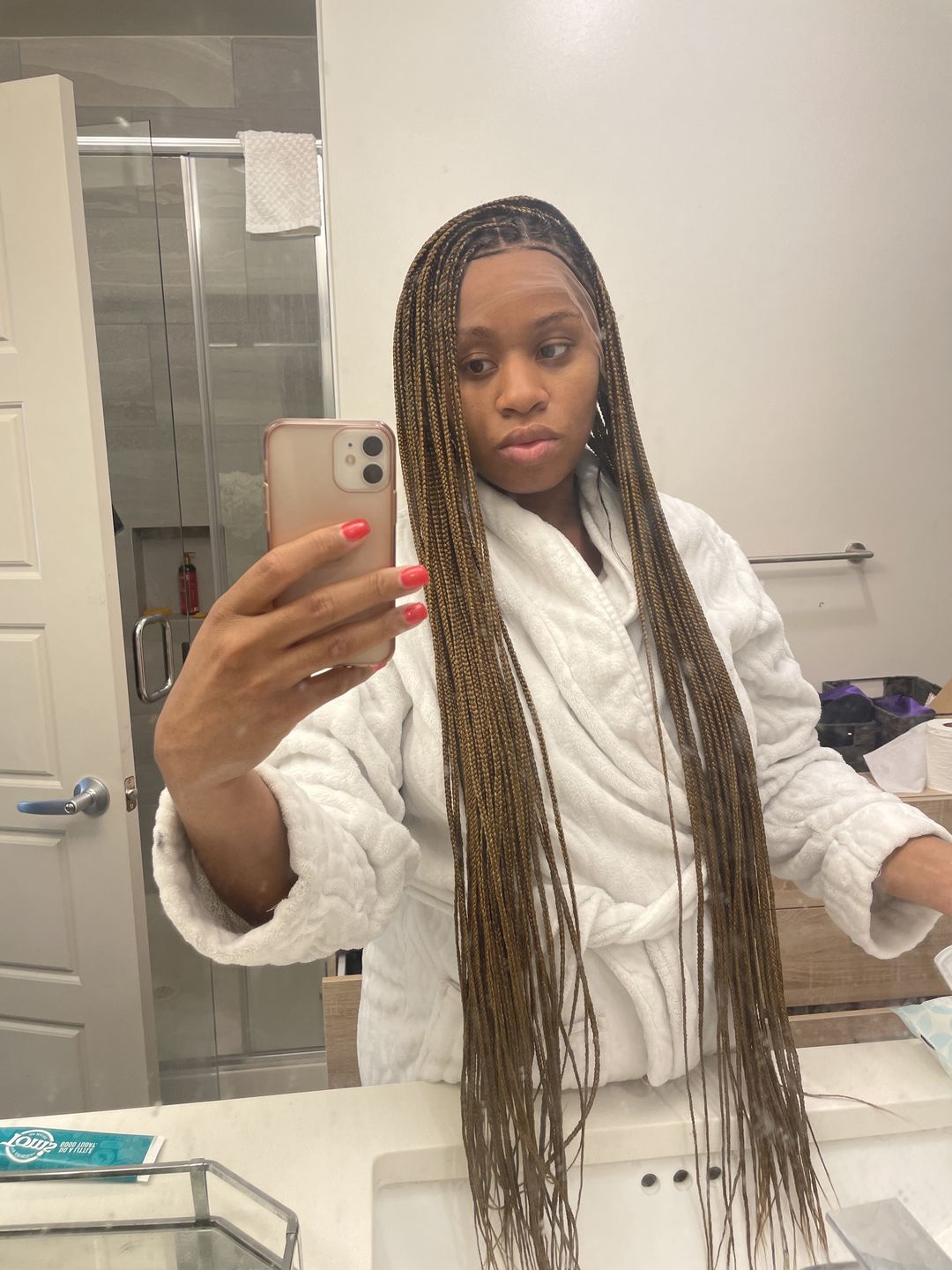Customer photo review of Beyoncé Knotless Braids Wigs (Ready To Ship)