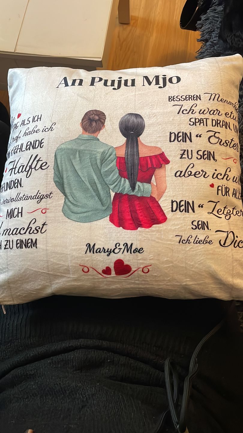 Customer photo review of An meinen Schatz (an sie - Zeichenstil) - Paar-Kissen