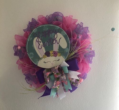 Customer photo review of Wreath Sign, Easter Sign, Happy Easter, 10" Round Metal Sign DECOE-403, Sign For Wreath, DecoExchange