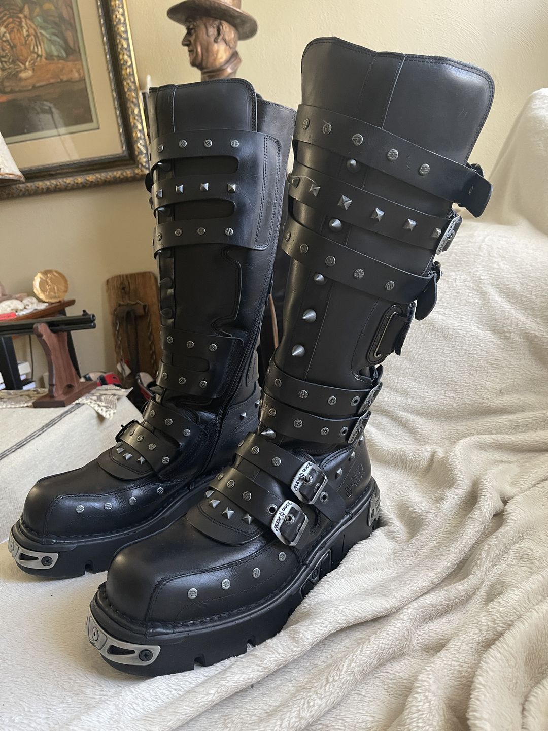 Customer photo review of Unisex Metallic Gothic Boots - M.796-S1