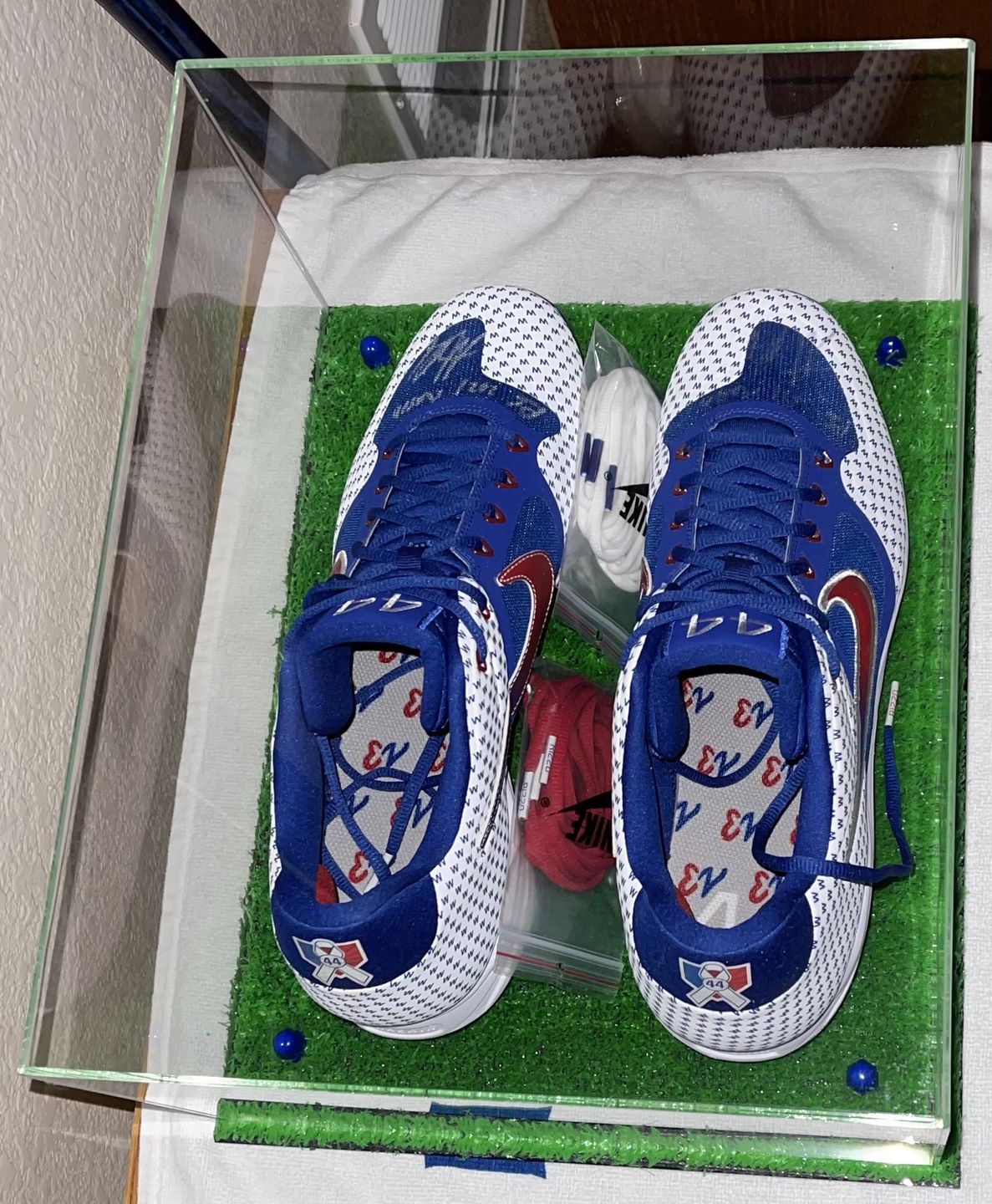 Customer photo review of Acrylic Large Shoe Display Case for Basketball Shoe Soccer Cleat Football Cleat - 15.25 X 12 X 8  Clear (A026/V12)