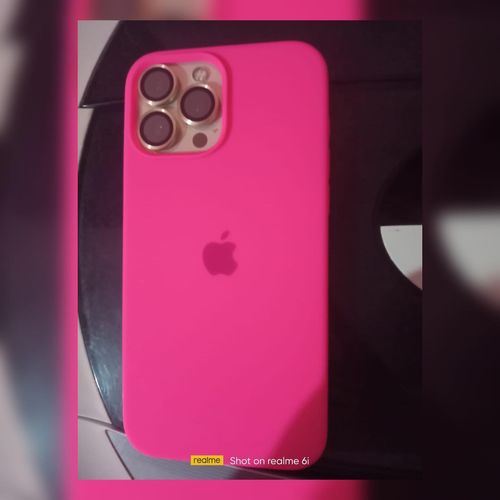 Customer photo review of iPhone Silicone Case (Firefry Rose)