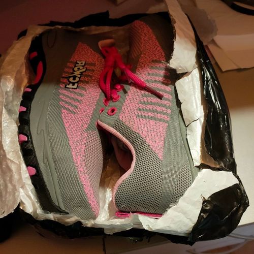 Customer photo review of Chaussures de sécurité standard pour femme