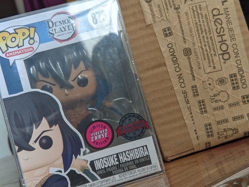 Customer photo review of 875 FUNKO POP animation : Inosuke flocked - Demon Slayer (special edition)