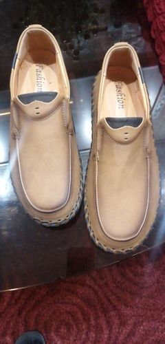 Customer photo review of Mocassins en cuir confortables pour hommes