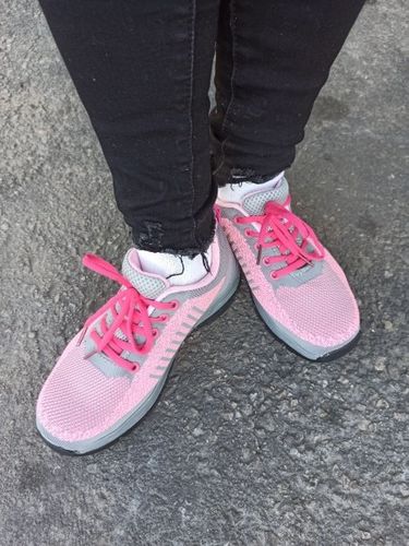 Customer photo review of Chaussures de sécurité standard pour femme