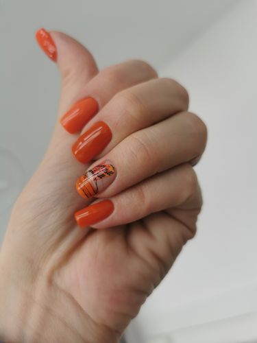 Customer photo review of Gel polish Studios, Papaya, 8ml