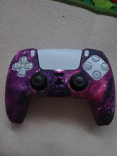 Customer photo review of Aurora - PS5 Controller Skin