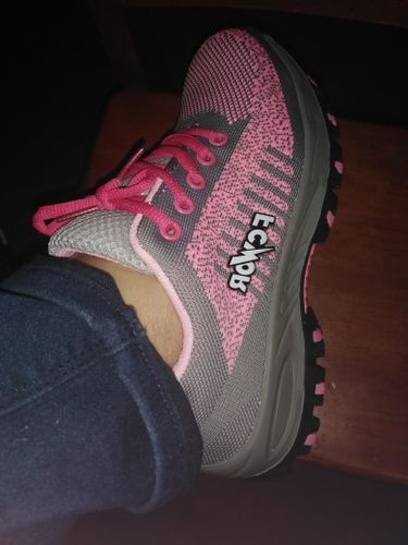 Customer photo review of Chaussures de sécurité standard pour femme