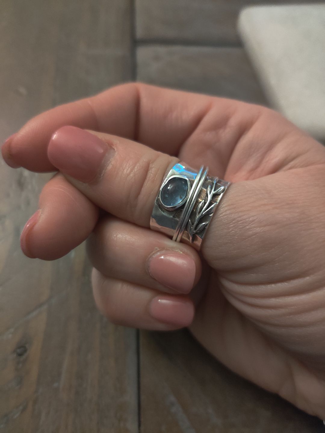 Customer photo review of Aquamarine Leaf Spinner ring Sterling Silver