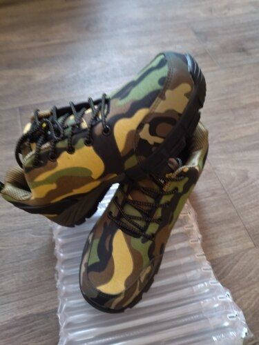 Customer photo review of Chaussures de marche confortable CAMO