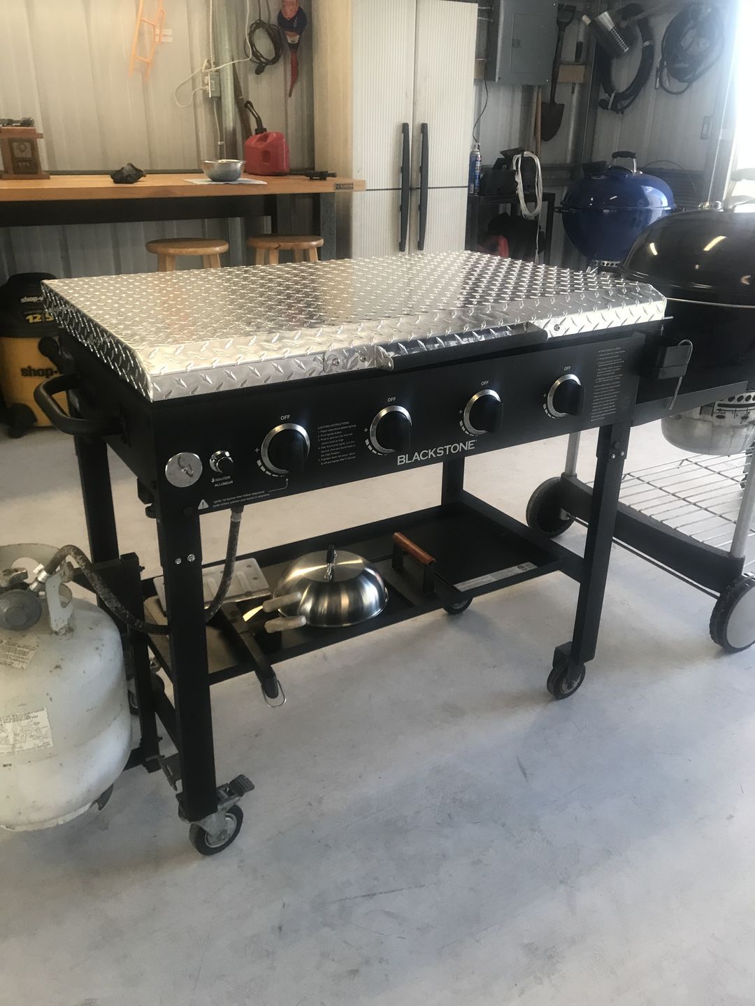 Customer photo review of GriddleGuard Diamond Plate Hard Cover Lid for Blackstone 36" Griddle