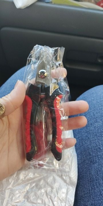 Customer photo review of Safety Pet Nail Clippers