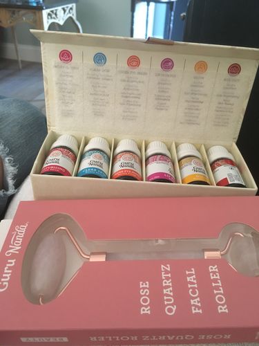 Customer photo review of Beauty Serum Set (6-Pack) & Rose Quartz Facial Roller