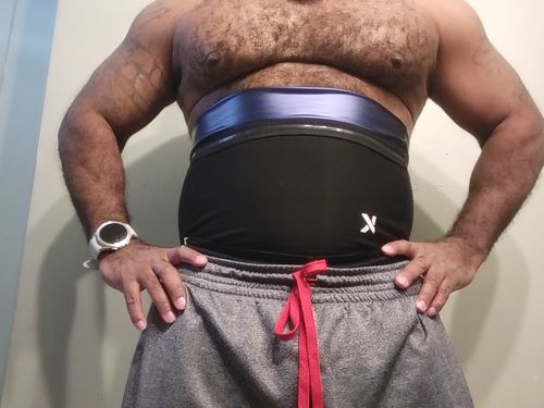 Customer photo review of Men's Heat Trapping Waist Toner