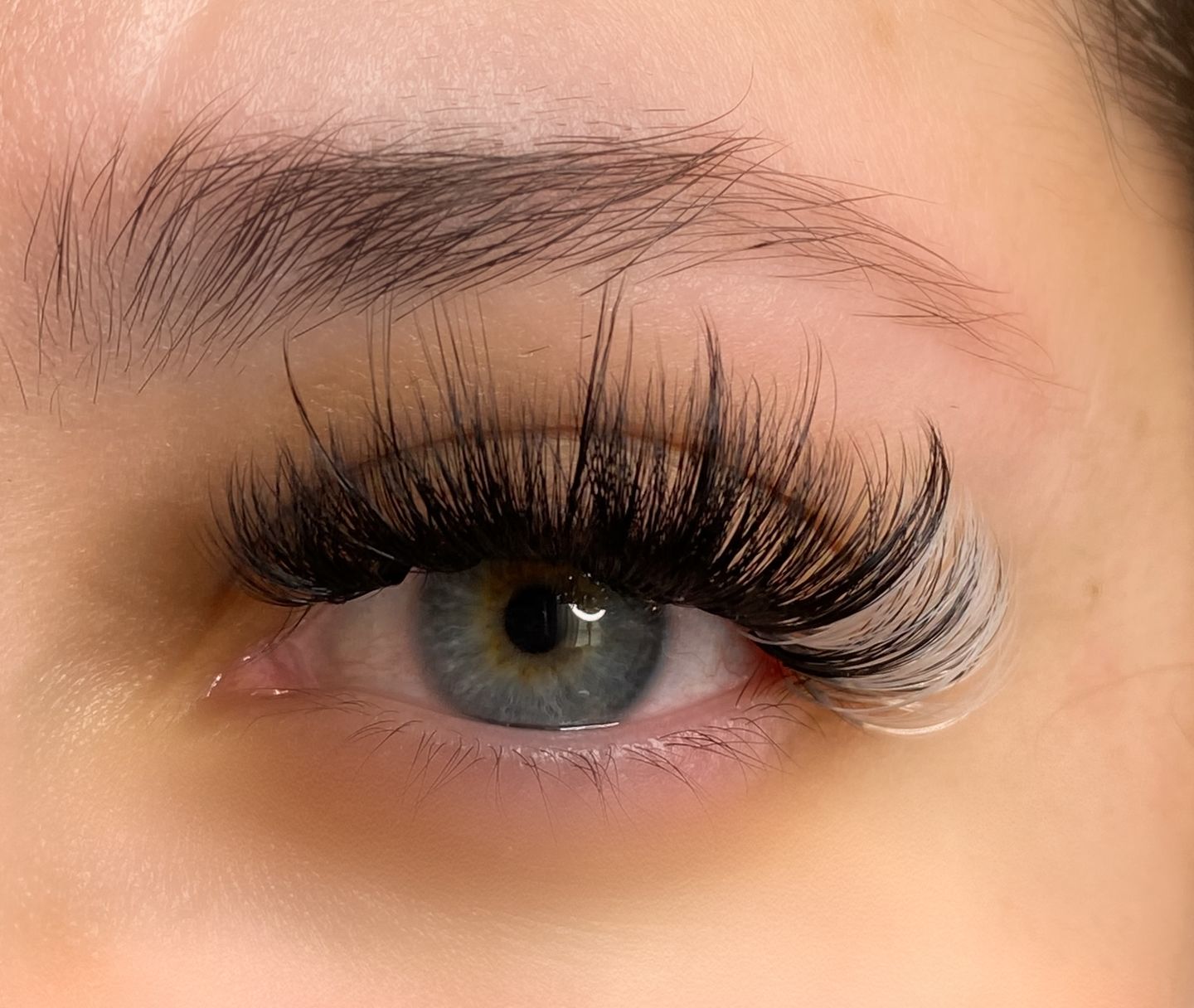 Customer photo review of Premium Eyelash Extensions 0.03mm