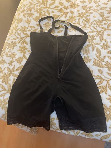 Customer photo review of Ultra High Waist Body Shaper Removable Straps 3500