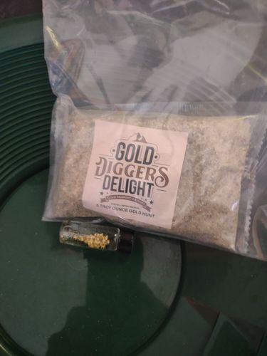 Customer photo review of *BOGO* Gold Diggers Delight '5 OUNCE GOLD CHASE' - Gold Paydirt Panning Concentrates