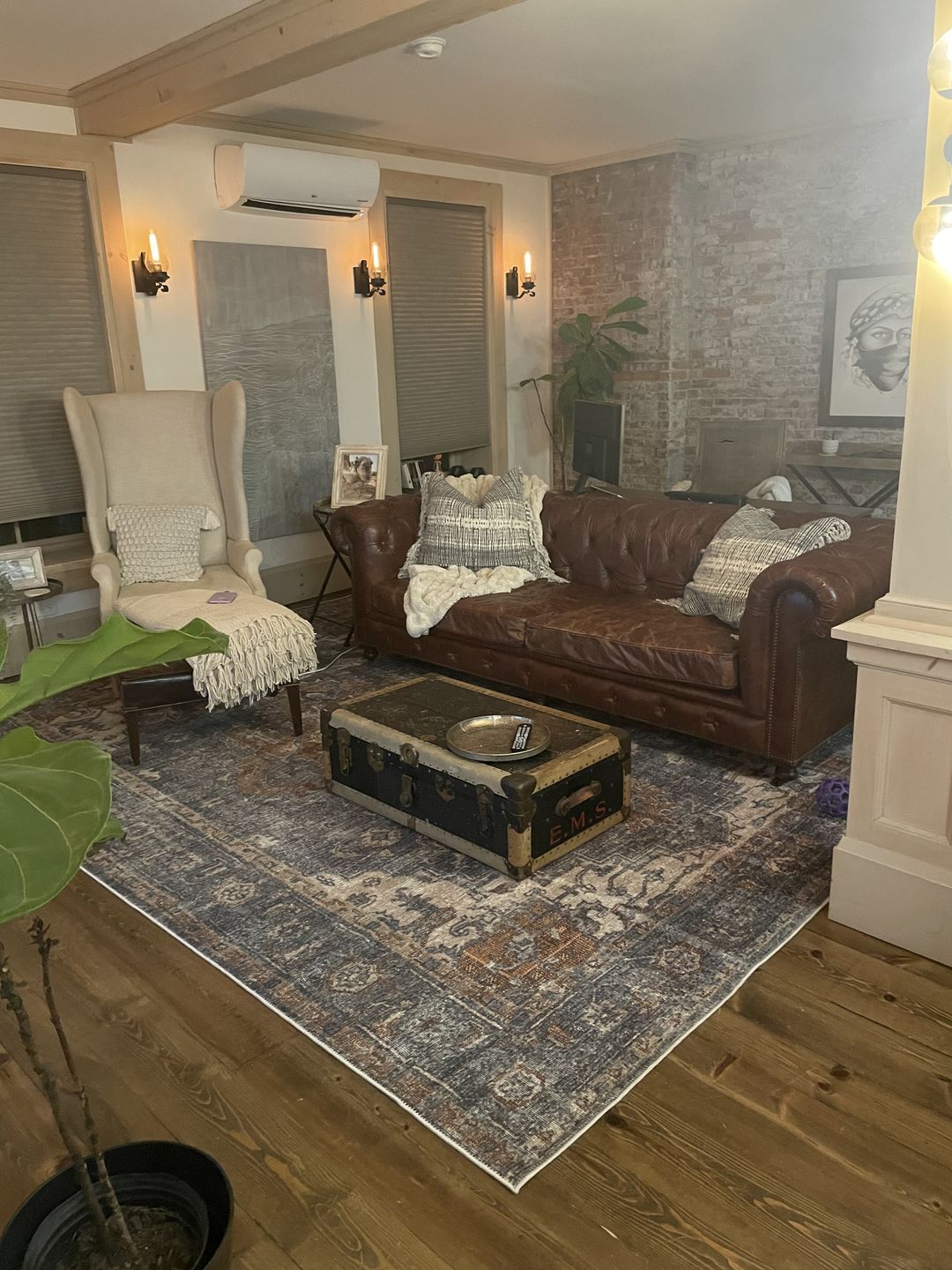 Customer photo review of Distressed Vintage Cezanne Rabbit Gray Inca Gold Area Rug
