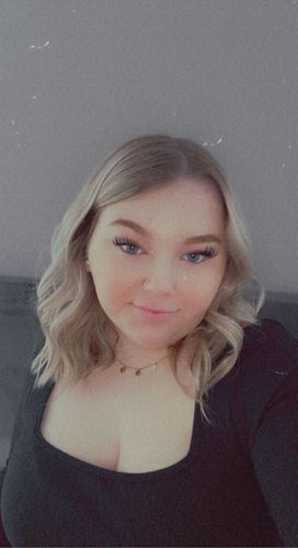 Customer photo review of Boss Babe