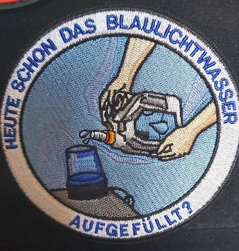 Customer photo review of Blaulichtwasser Textil Patch