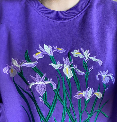 Customer photo review of Iris Embroidery Sweatshirt