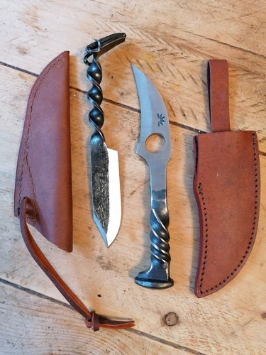 Customer photo review of Rail Spike Karambit