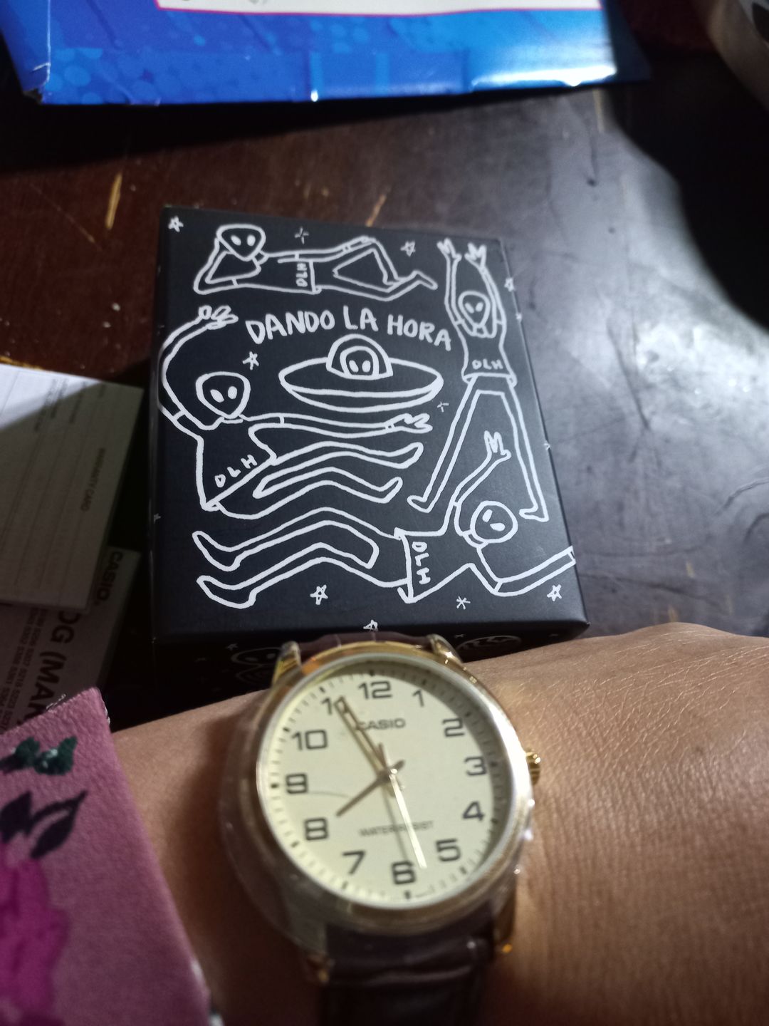 Customer photo review of Reloj Casio Análogo MTP-V001GL-9BUDF Dorado Correa de Cuero