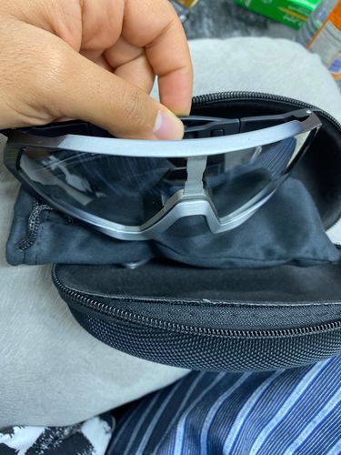 Customer photo review of KE9408 Photochromic Cycling Sunglasses With 2 Lens or 5 Lens