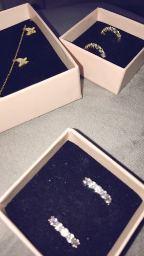 Customer photo review of Celia Creolen