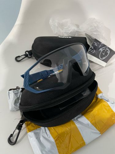 Customer photo review of KE9408 UV-400 Photochromic Cycling Sunglasses