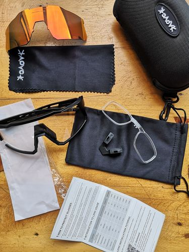 Customer photo review of KE9023 Photochromic Cycling Sunglasses Sports Sunglasses