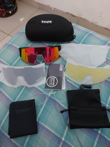 Customer photo review of KE9022 Cycling Sunglasses With Multiple Interchangeable Lenses