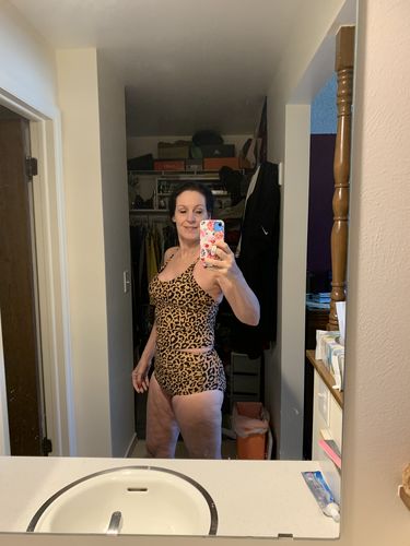 Customer photo review of Centara Top | Leopard Print