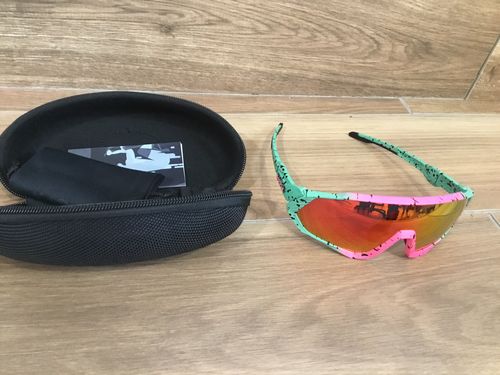 Customer photo review of KE9408 Cycling Sunglasses With Multiple Interchangeable Lenses