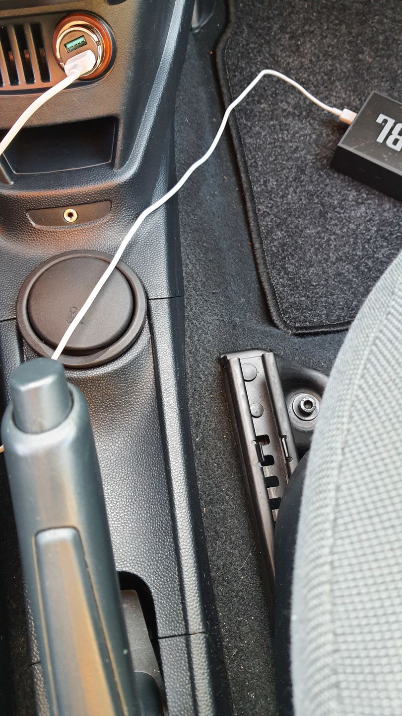 Customer photo review of Wegman Autolader Fast Charge QC3.0 45W 5A