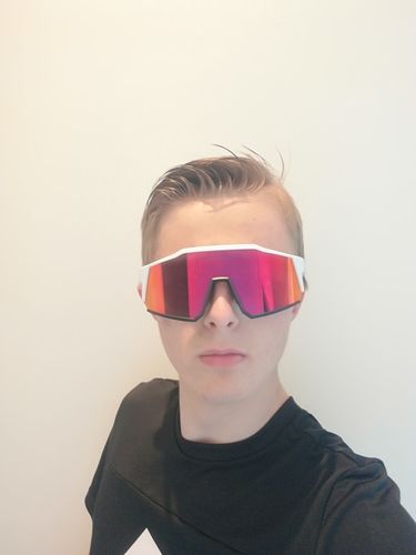 Customer photo review of KE9022 Cycling Sunglasses With Multiple Interchangeable Lenses